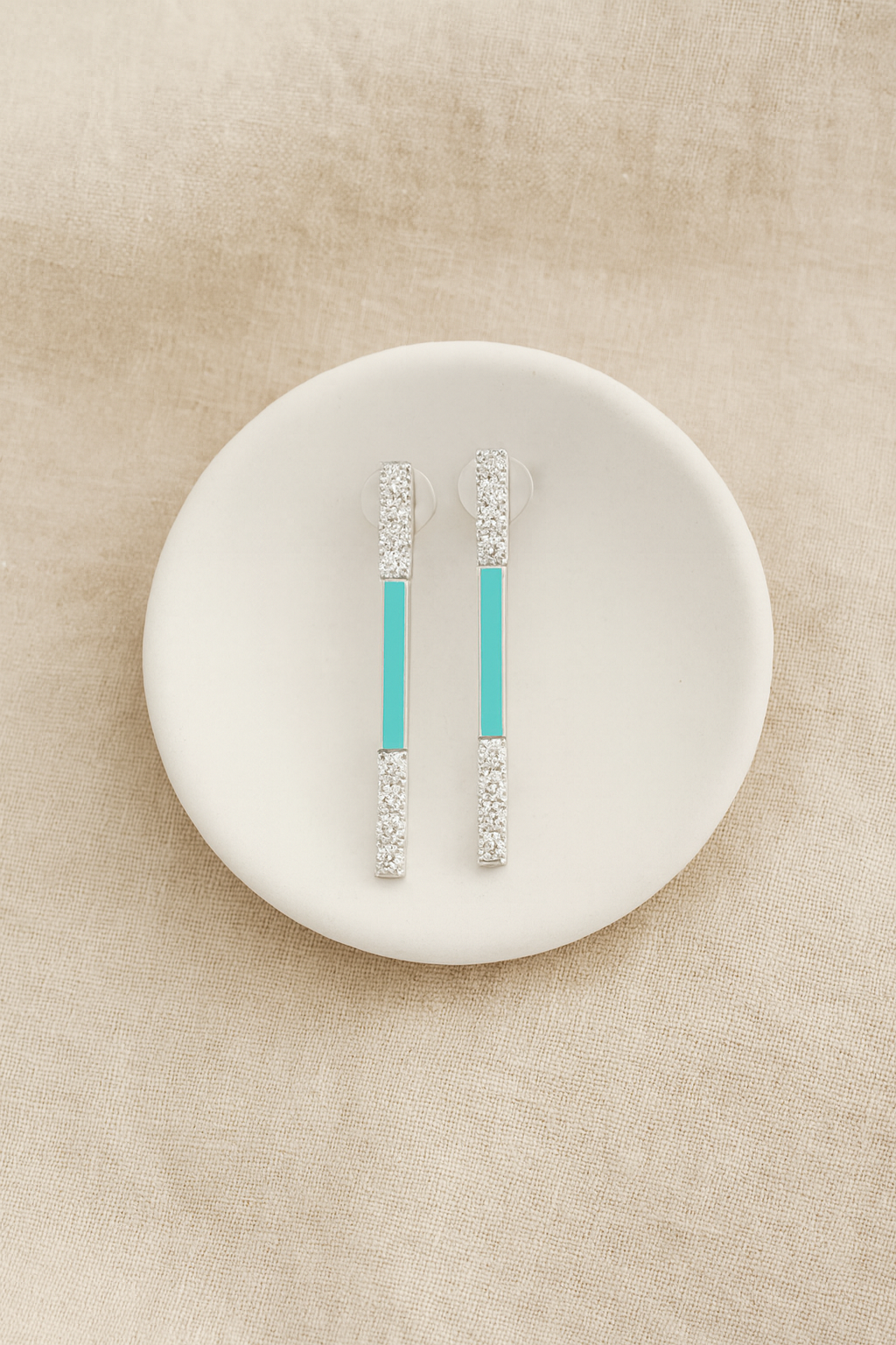 DE3152-1 (5) Silver Cubic Zirconia Bar Dangle Earrings