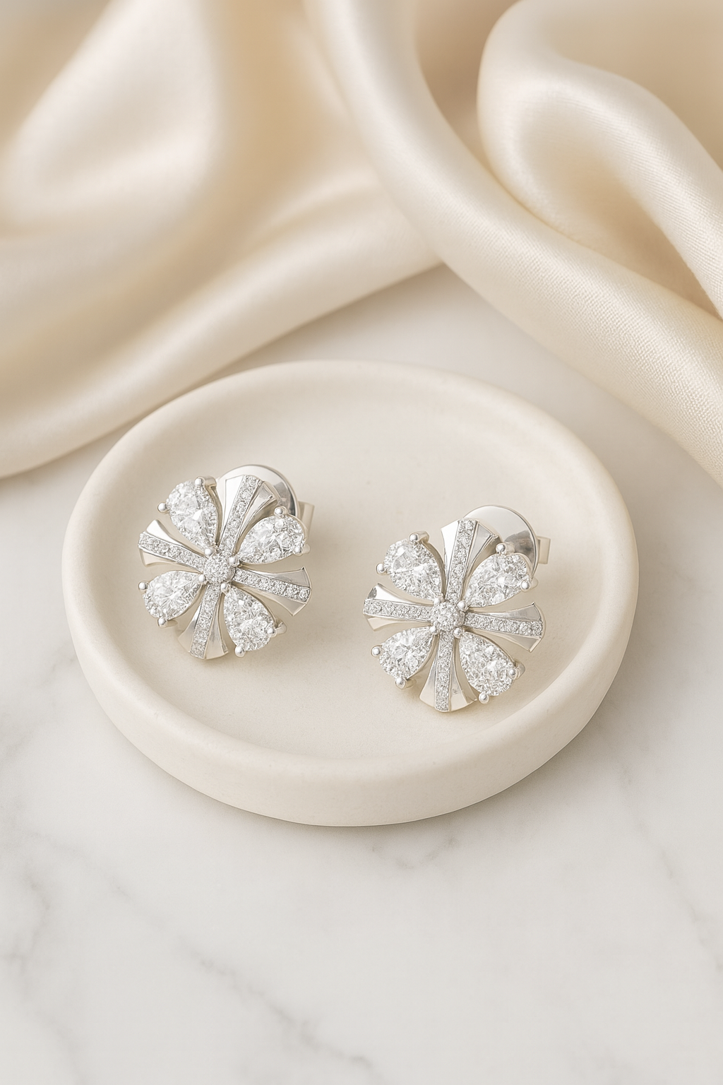 Simple Pear-shaped Flower Sterling Silver Stud Earring - Jewelry